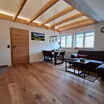 Zur Rhoen Tischlerei Wiesenthal