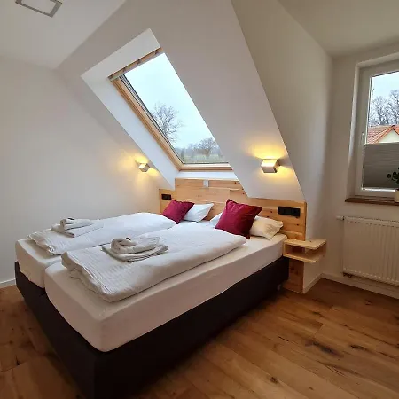 Zur Rhoen Tischlerei * Wiesenthal