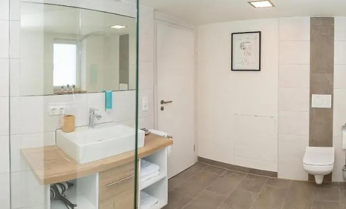 Zur Rhoen Tischlerei Wiesenthal