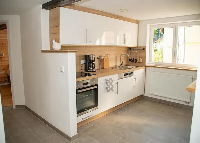 Zur Rhoen Tischlerei Wiesenthal