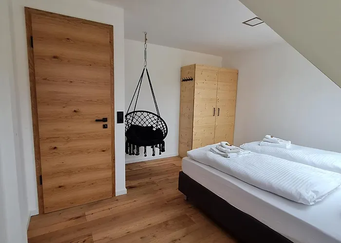 Zur Rhoen Tischlerei