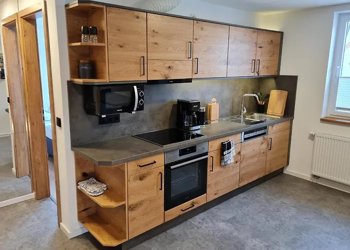 Zur Rhoen Tischlerei Wiesenthal