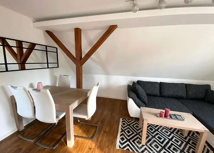 Zur Rhoen Tischlerei Apartman *